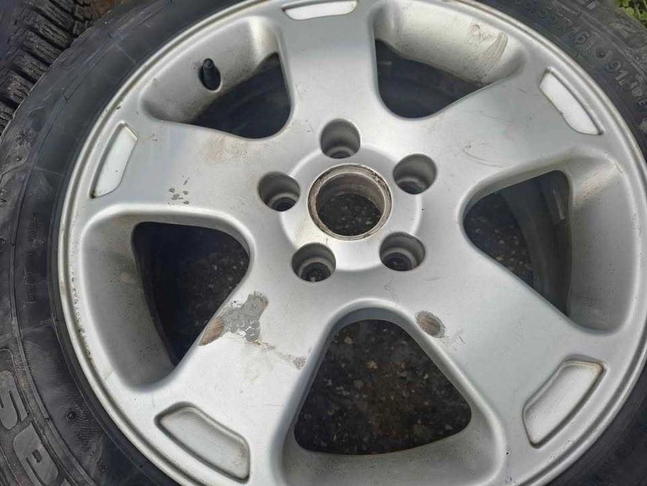 Джанти с гуми 205/55/16 57.1 5х112