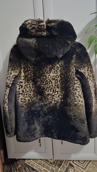 Продам шубу цигейковую