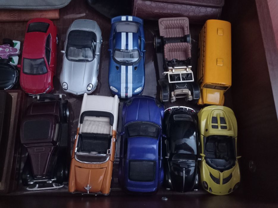 Модели автомобилей , масштабные модели, машинки  от 500