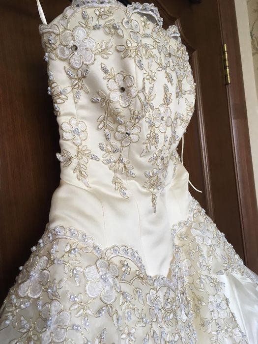 Продам свадебное платье