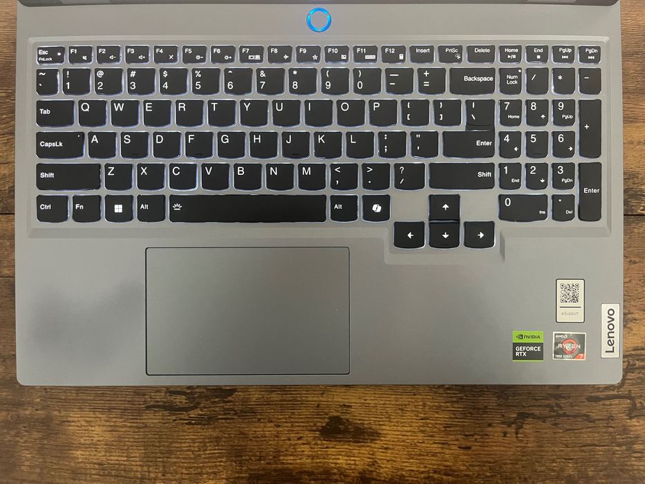 Laptop Gaming LENOVO LOQ 15ARP9, RTX 4050 6GB TGP 105W, Ryzen 7 7435HS, 24GB DDR5, SSD 512GB