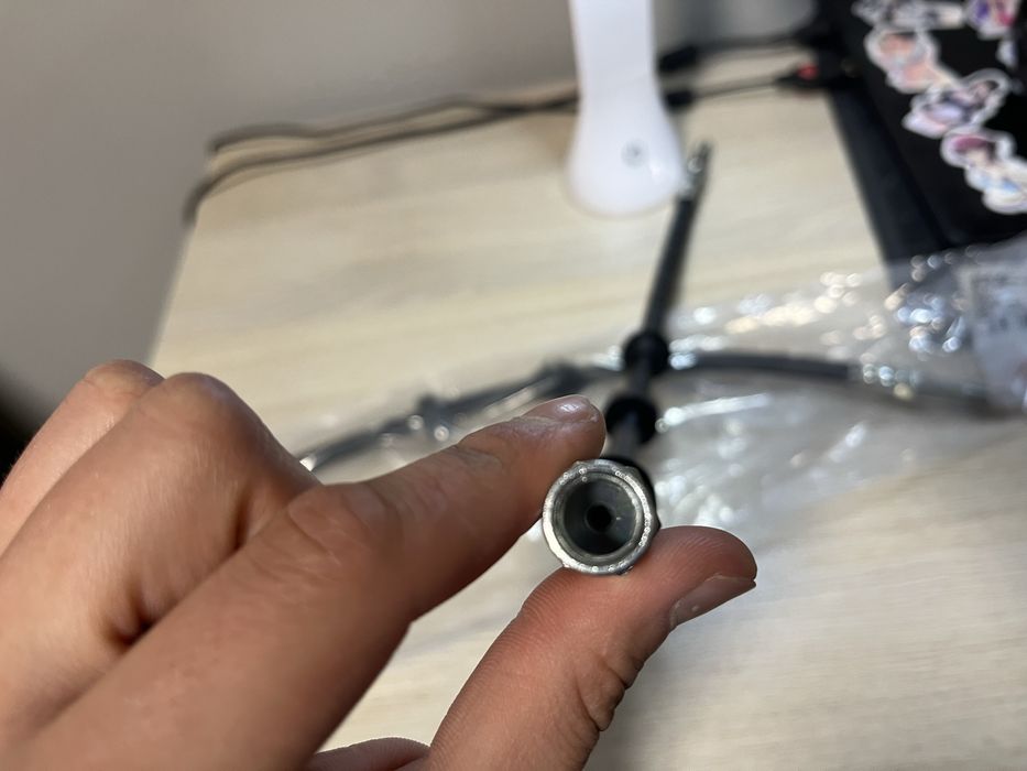 Спирачни маркучи за vw golf3,golf4 110tdi,kaddy polo до 2001г……..