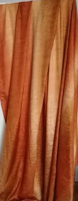 Завеси с  преливащи цветове