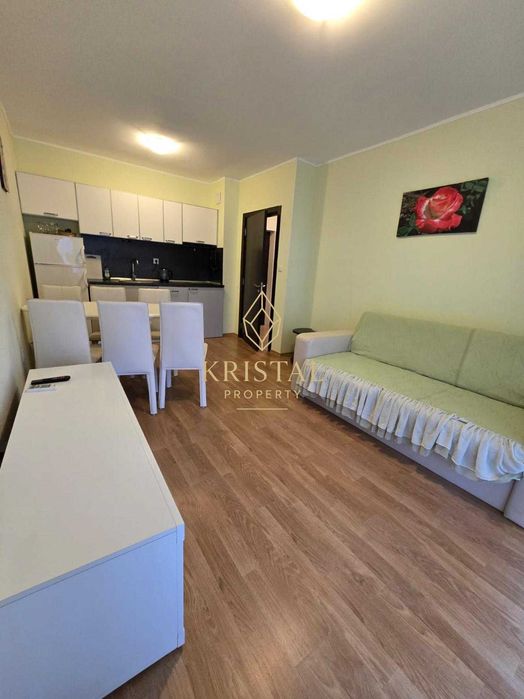 Продава се Двустаен апартамент в к.к. Елените - 47 кв.м за 1383 €/кв.м - Снимка #1