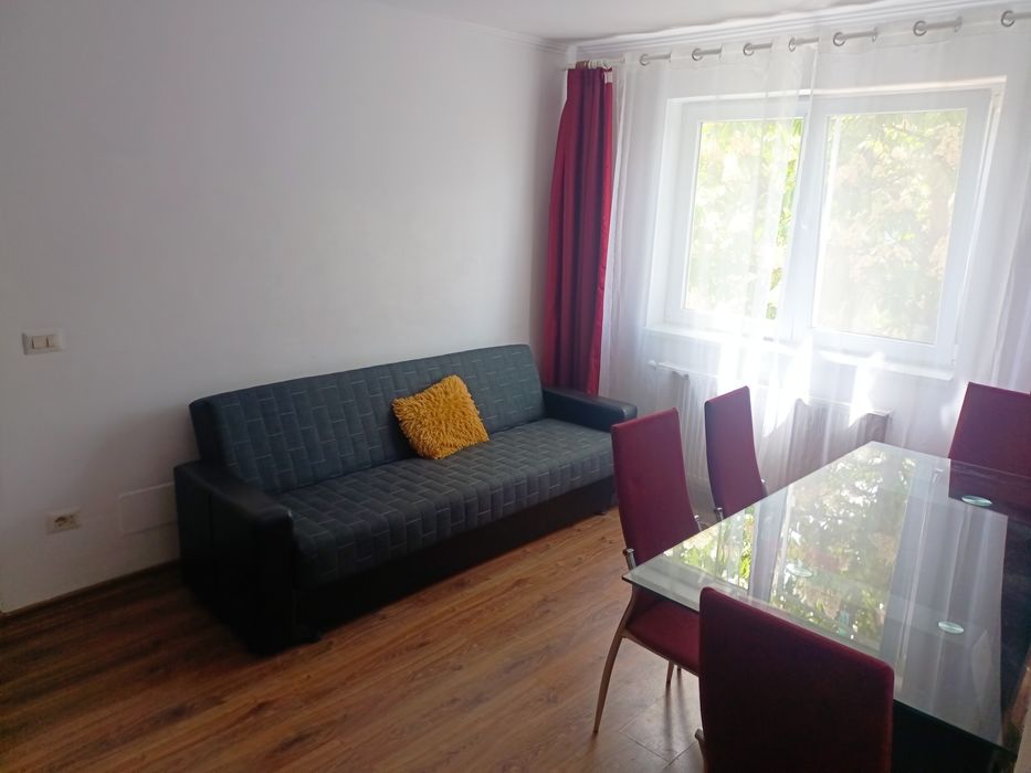 Inchiriez apartament 2 camere