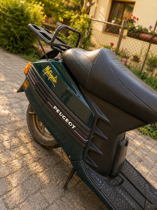 Scooter Peugeot retro