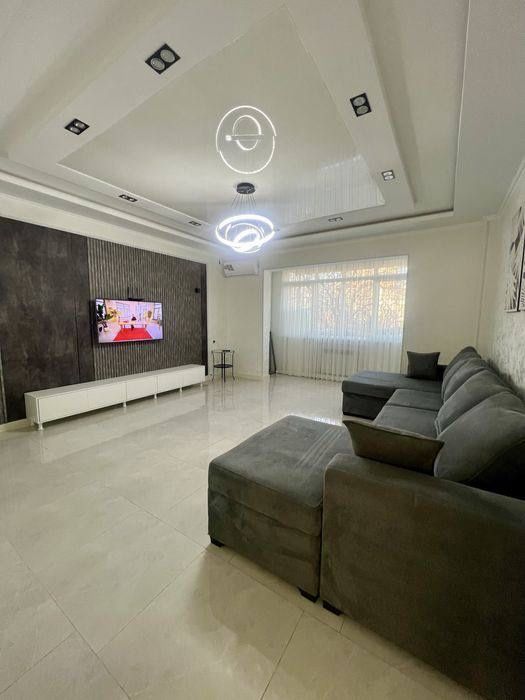 Ц2  3/3/9 Франция Евро Меб+Тех