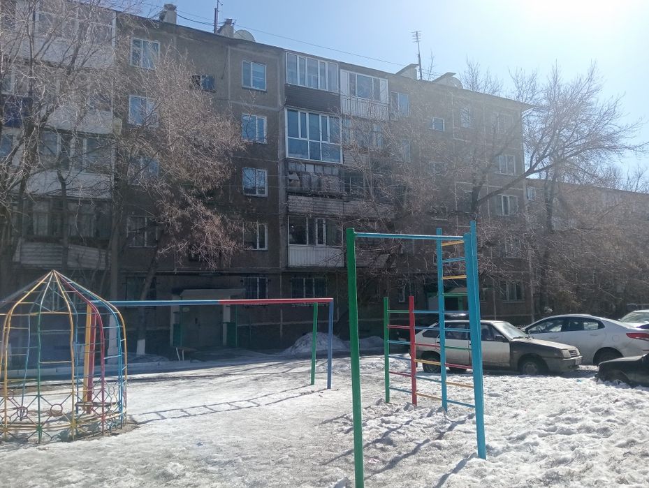 2- комнатная квартира, 4 мкр