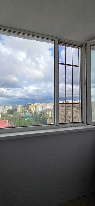 1 ком кв, 12 мкр 12 млн