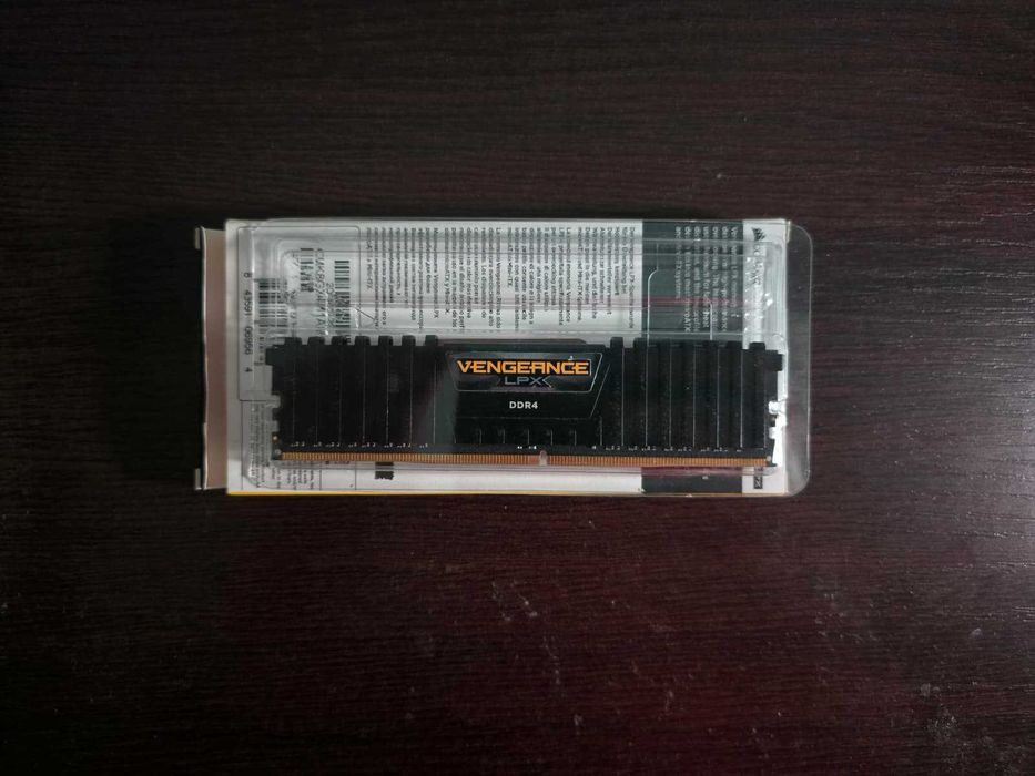 Memorie Corsair Vengeance LPX 8GB DIMM, DDR4, 2666 MHz, CL 16, 1.2V