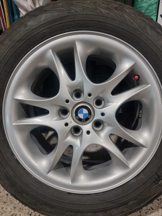 Зимни гуми с оригинални лети джанти за БМВ Х3 Е83 .