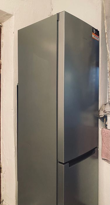 Холодильник в хорошем состоянии