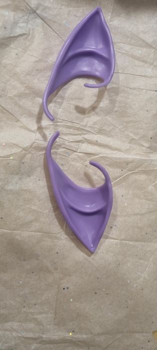 Urechi de elf din silicon de diverse culori