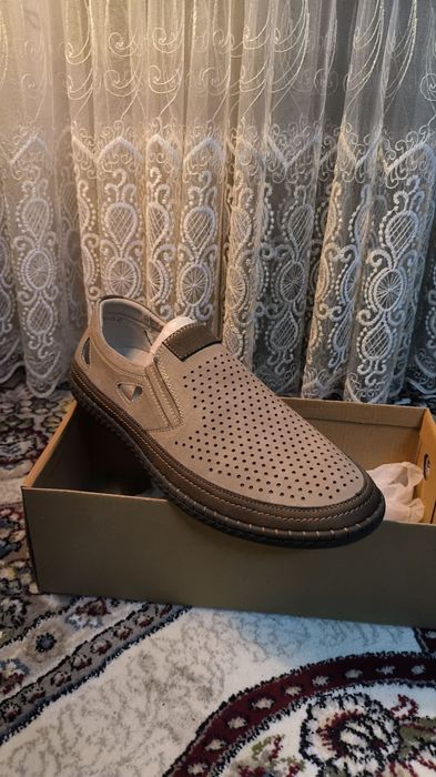 Обувь в скидки размер 47  производство Пекина