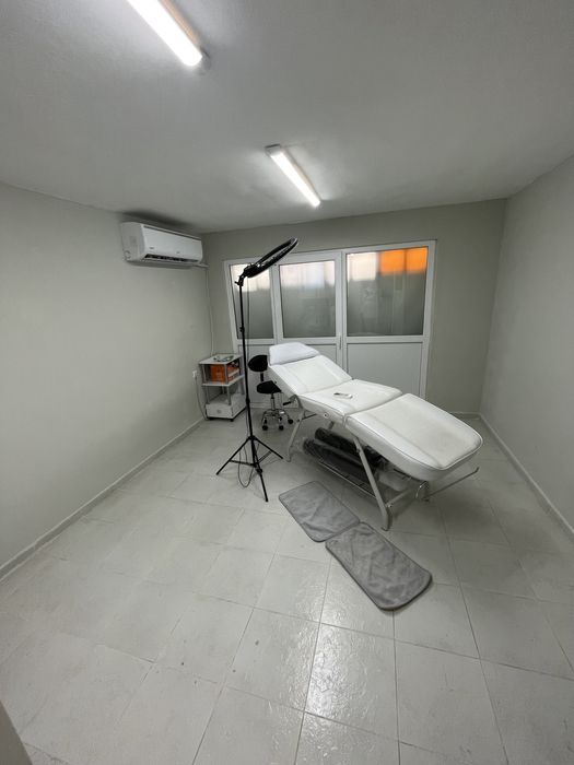 Дава се под наем  в Варна, Лятно кино Тракия -  кв.м за 178.5 € - Снимка #1