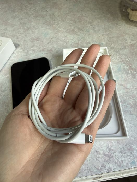 Б/У Iphone 13, 128 Gb