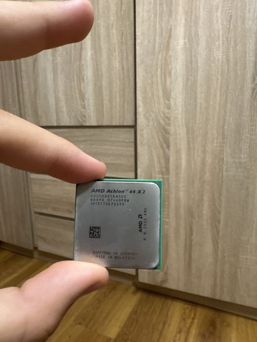 Procesoare Intel Pentium / Celeron / AMD Athlon + plăci de bază și RAM
