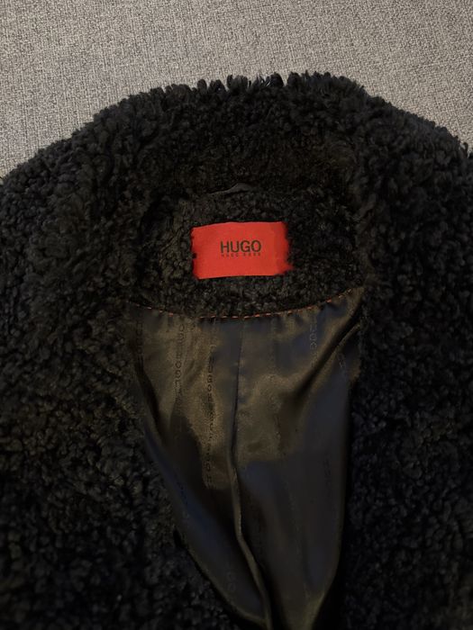 Черно палто HUGO