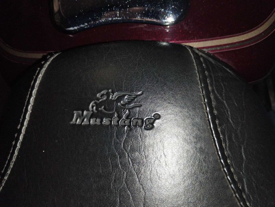 Yamaha Stratoliner седалки Мустанг