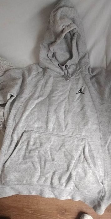 Vând Bluza jordan