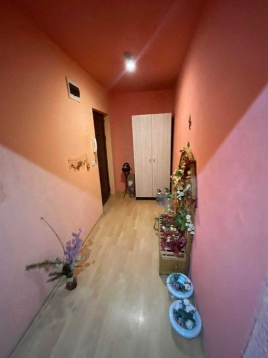 Продава се Двустаен апартамент в Казанлък - 70 кв.м за 1348 €/кв.м - Снимка #3