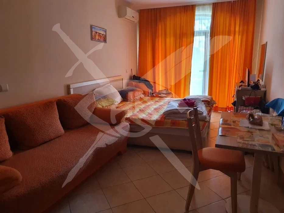 Продава се Едностаен апартамент в к.к. Слънчев бряг - 38 кв.м за 1382 €/кв.м - Снимка #1