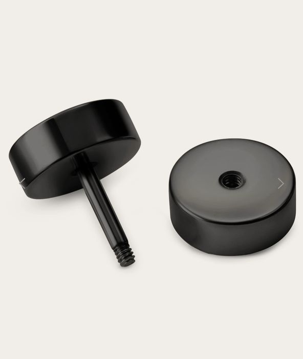 Cercel bărbați cu șurub negru 8 mm