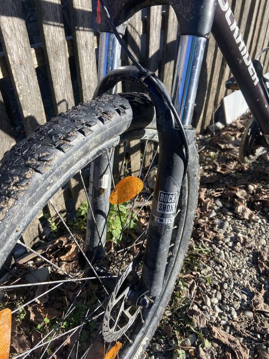 Bicicleta rockrider foarte buna! 1200 schimb cu kendama în stare buna