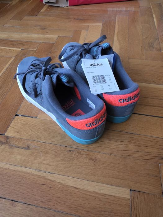 Летни маратонки Adidas Neo, N 43,чисто нови