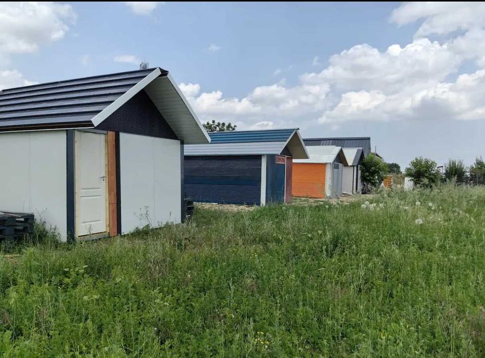 6 casute de inchiriat langa ALEXANDRIA