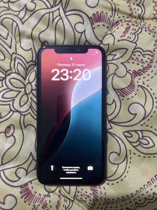 Продам Iphone 11