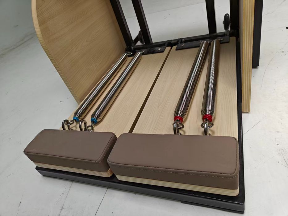 Aparat pilates reformer Wunda / Combo Chair maple