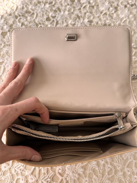 Продам кожаные сумки в хорошем состоянии