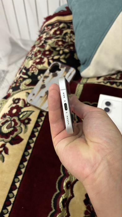 Продам Iphone 16 128гб