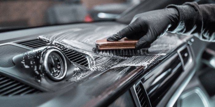 Химчистка  салона  авто   полировка  кузова  авто   аксия  600000 сум