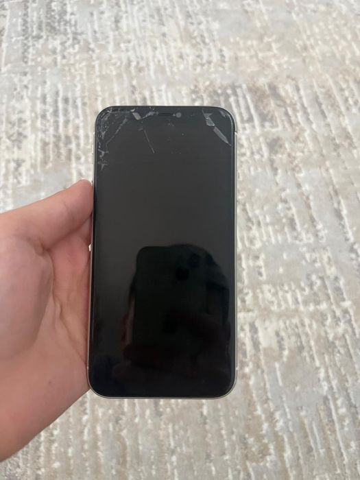 IPHONE 11 хороший