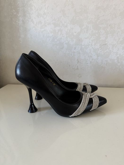 Продается туфли