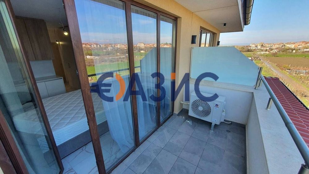 Продава се Едностаен апартамент в Ахелой - 38 кв.м за 1062 €/кв.м - Снимка #5
