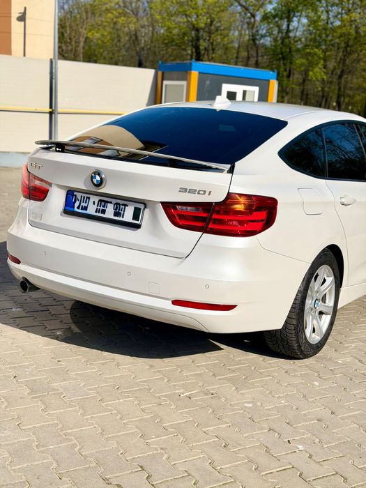 De vânzare BMW 320i GTT