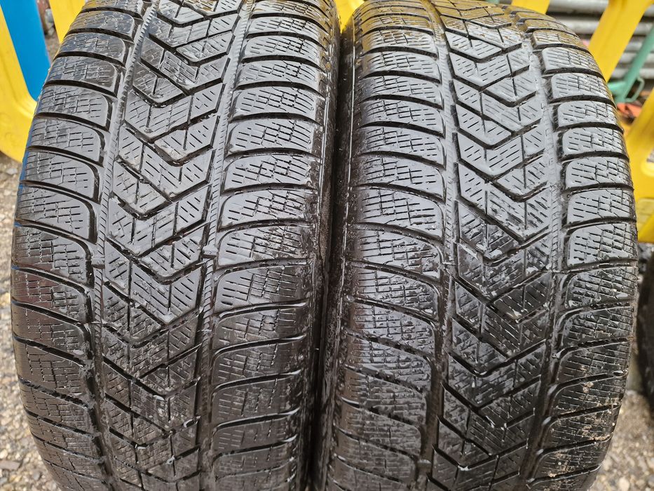 Anvelope 235/55R19 marca Pirelli, M +S, DOT 2022 ,6 mm