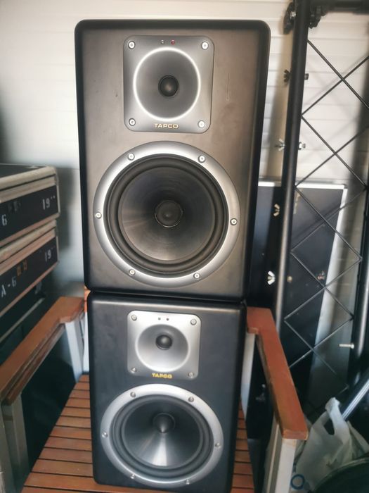 Monitoare studio Mackie tapco