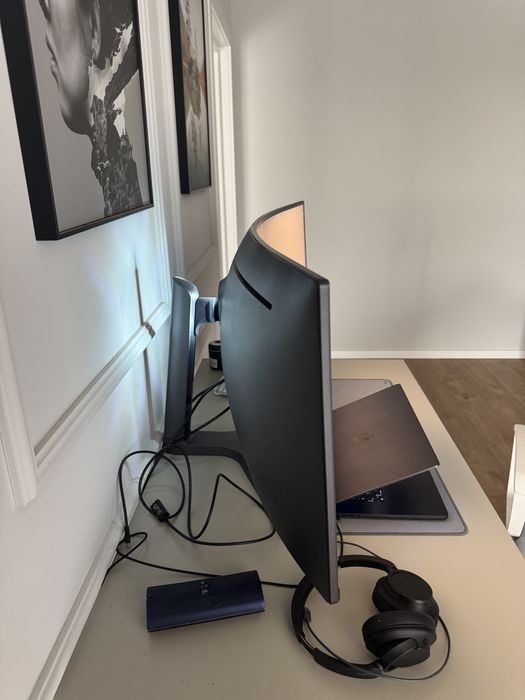 Monitor gaming ultrawide Samsung QLED 49” 120hz