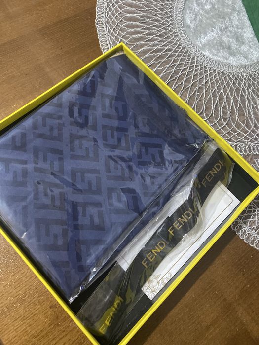Set esarfa , Fendi