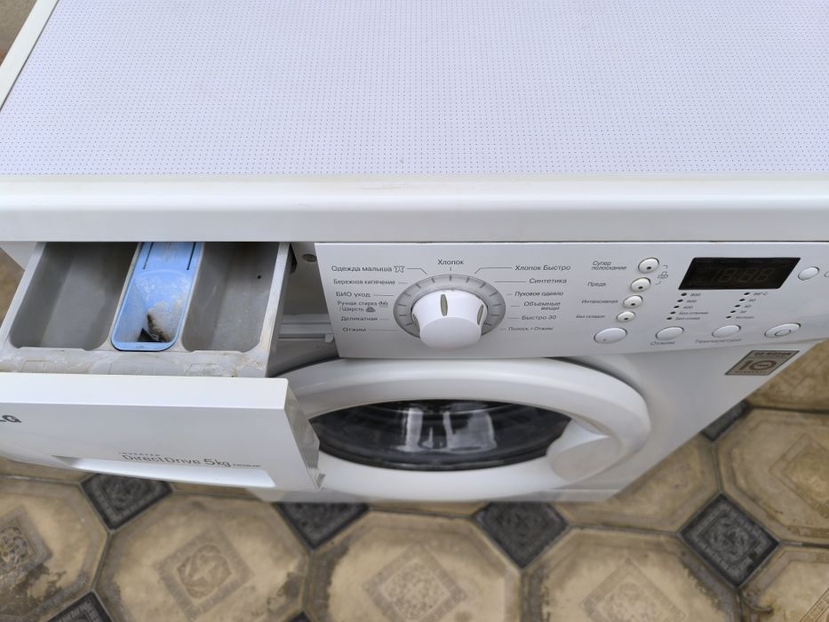Продается стиральная машина LG 5-кг.