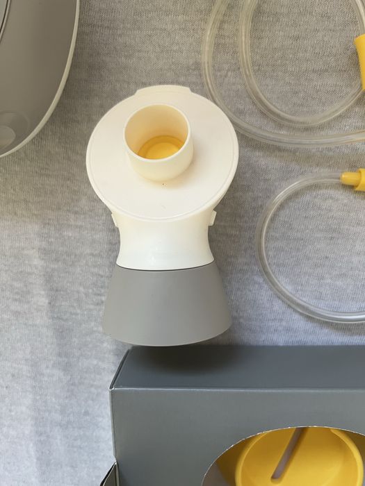 Medela Единична двуфазна електрическа помпа за кърма Solo+