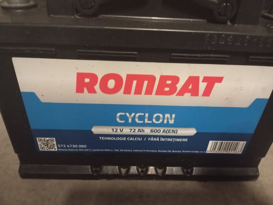 Baterie auto Rombat 72 amperi stare perfectă