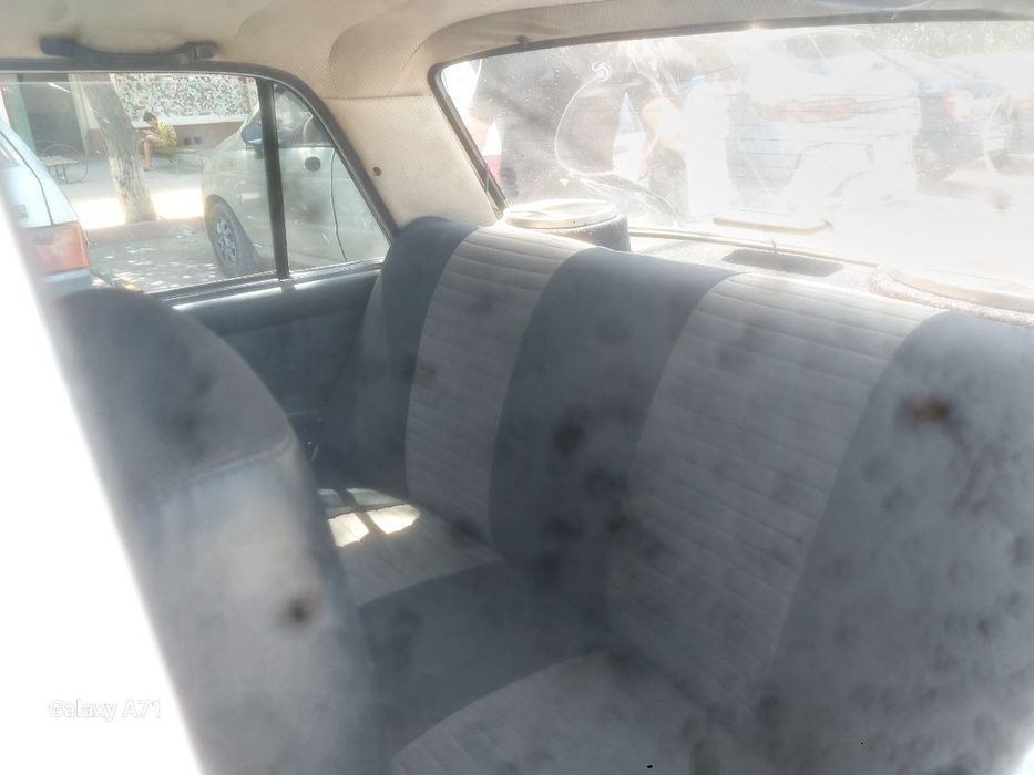 Salom alekum srojna sotiladi gazi bor yuriwga Tayor