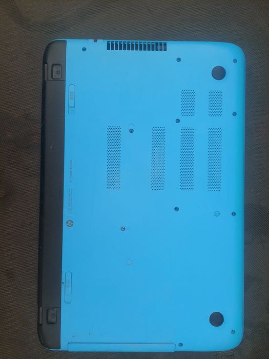 Laptop HP Pavilion i3,