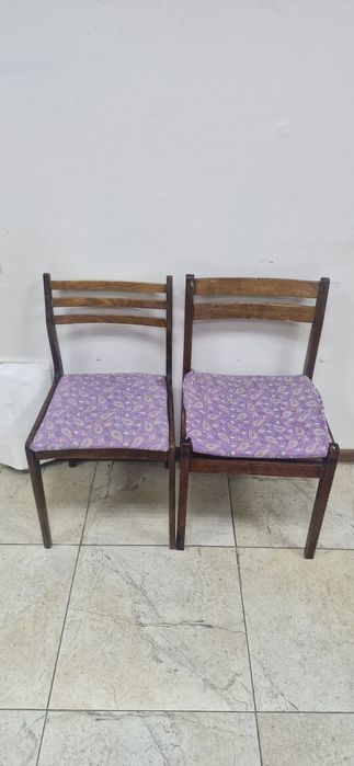 Продаются стулья в хорошем состоянии. Стул - кресло 12000.