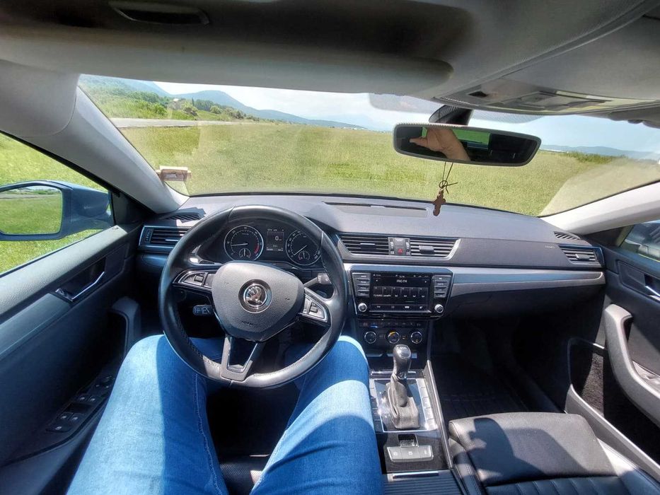 Skoda Superb 2.0 TDI DSG Sportline · 2017  13 800 EUR
